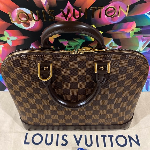 👜👜👜Authentic Louis Vuitton Alma PM Damier Ebene - Picture 9 of 16
